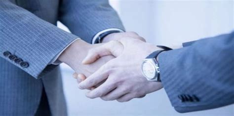 坦诚 的图像结果