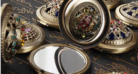 P-PLUS INTERNATIONAL Folding Pocket Mirror Round Compact Mirror Double ...