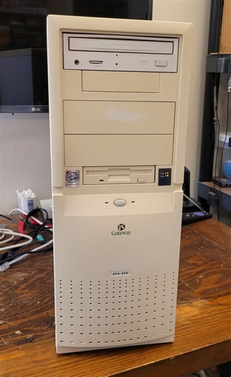 Windows 98 Gaming Computer 的图像结果