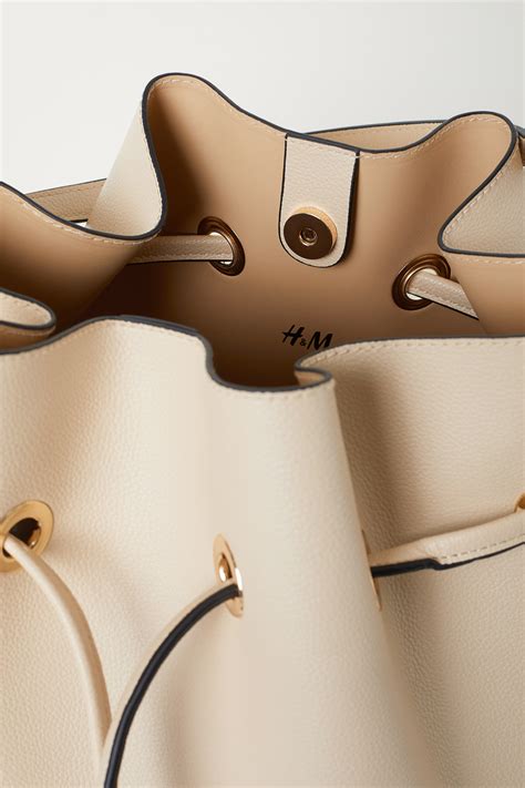 Large bucket bag - Light beige - Ladies | H&M IN