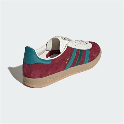 adidas Gazelle Indoor Shoes - Burgundy #SatelliteStompers | adidas Kuwait