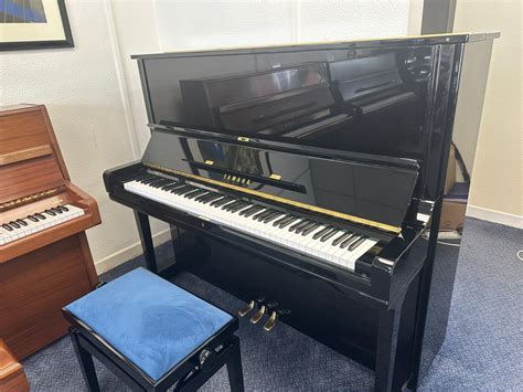 Yamaha U3G Upright Piano (1972) | Roberts Pianos