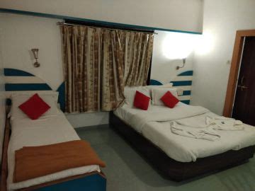 Family Getaway 4 Days Mahabaleshwar and PANCHGANI Vacation Package ...