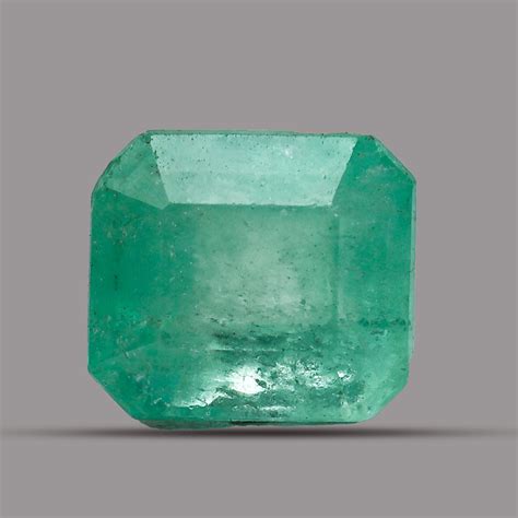 Emerald ( Panna ) - 3.98 Carat