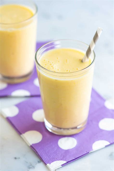 Easy 5 Minute Banana Smoothie Recipe