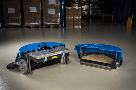 Robot Floor Sweeper - Industrial Floor Cleaner K900