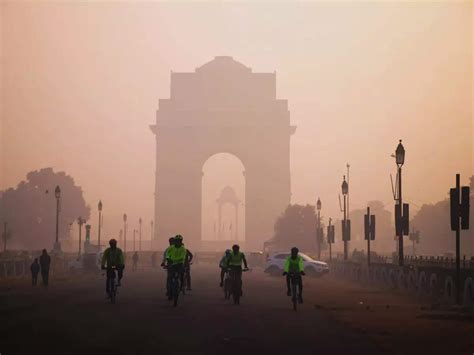 Delhi pollution update: AQI improves to 'very poor'; CAQM revises GRAP ...