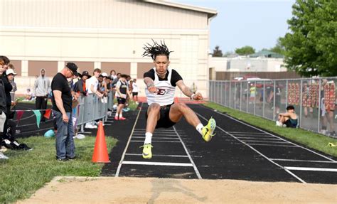 Photos: Class 3A Batavia boys track and field sectional – Shaw Local