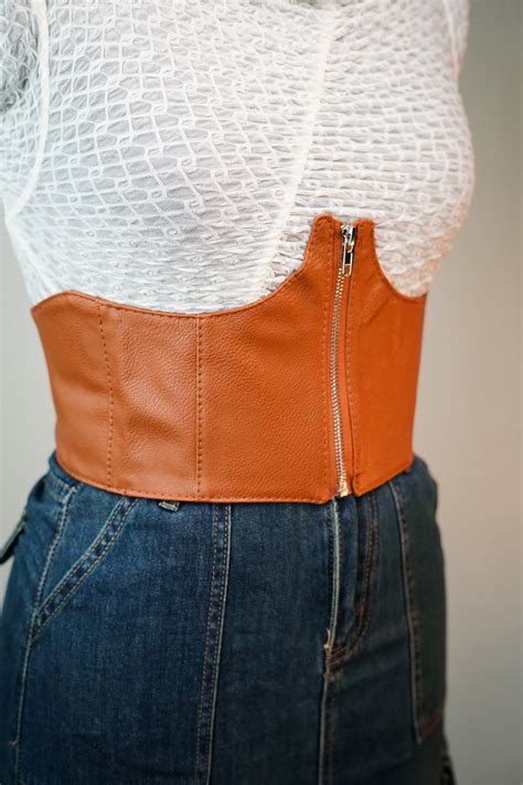 Tanned Corset Belt | Zipper Elastic Waistband | Grab Now! – Nolabels