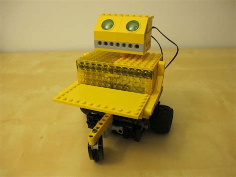 LEGO Remote Control Robots 的图像结果