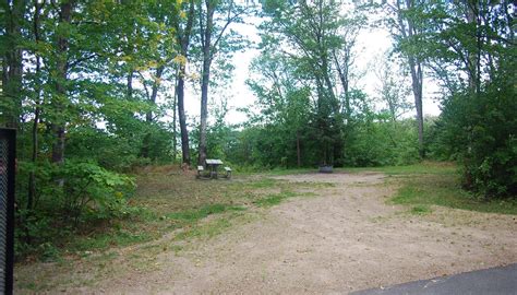 AUTRAIN LAKE CAMPGROUND (Au Train) - Campground Reviews & Photos ...