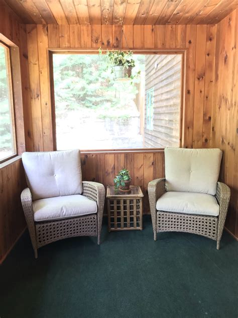 Photo Gallery – The Crooked Pine