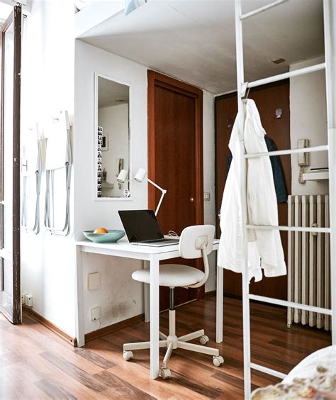 City living in a tiny apartment just 12m² in size - IKEA