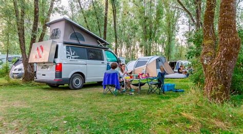 CAMPING CLICOCHIC - LES SAULES DE CHEVERNY (Loire Valley) - Campground ...