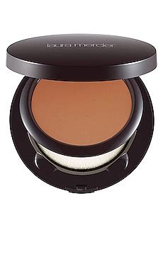 Laura Mercier Smooth Finish Foundation Powder in 19 | REVOLVE