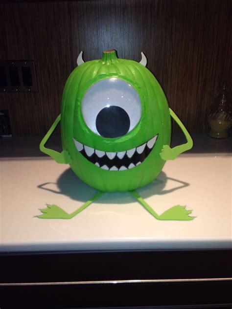 Mike Wazowski pumpkin I made | Halloween pumpkin designs, Pumpkin ...