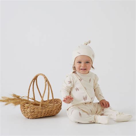 Shop Organic Cotton Clothing for Newborns and Babies | Tiny Twig India