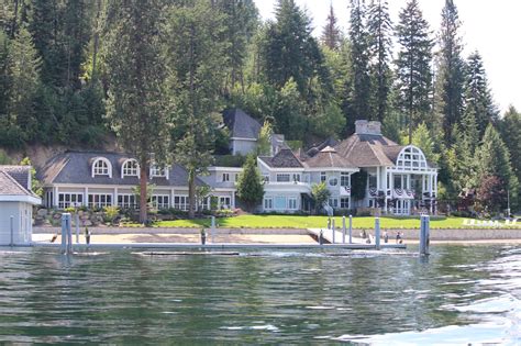 Lake Coeur d'Alene Waterfront Homes. Special Homes on the lake