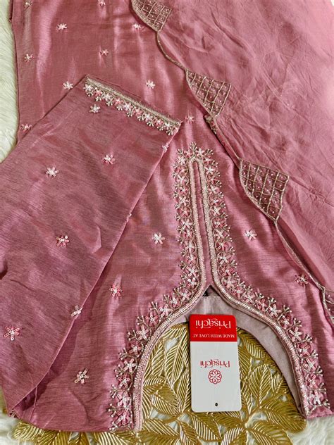 Desinger neck embroidered kurta set with dupatta – Prisachi Official