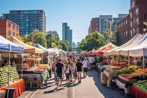 Town Marketplace 的图像结果