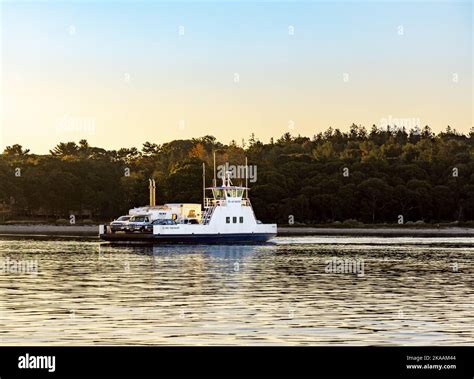 Large ferry carrying cars hi-res stock photography and images - Alamy