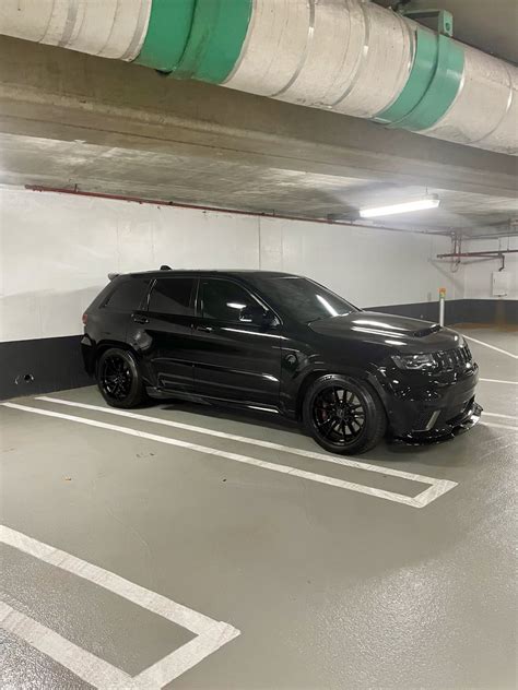 Track Hawk vs M5 的图像结果