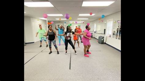 Tutorial Keep On Rolling Line Dance 的图像结果