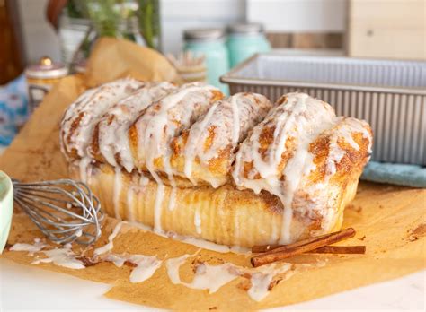 Dollywood Cinnamon Bread - Sweet Tea and Sprinkles