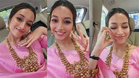 Pink Saree Perfection: Srinidhi Shetty Stuns in Pink Saree styled with ...
