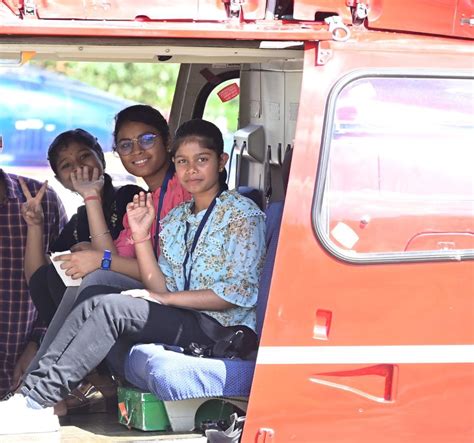 Meritorious students of Chhattisgarh take helicopter ride in Raipur