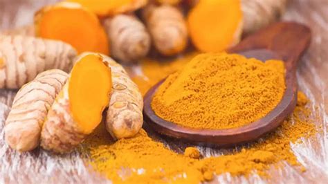 7 Ways to check the purity of turmeric powder