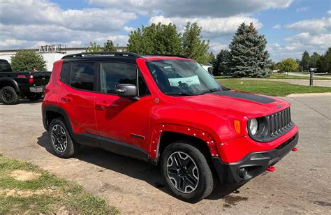 2016 Jeep Renegade Trailhawk SUV - Repo Finder