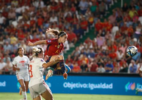 Nations League: España lucha, seduce y conquista con una holgada ...