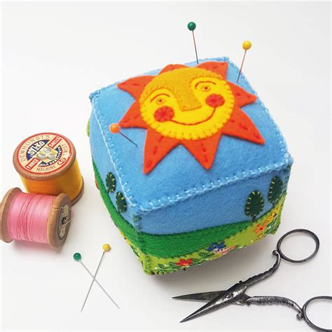 Countryside Pin Cushion - Printable Felt Pin Cushion Sewing Pattern ...
