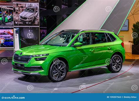 12 Lime Green Suv Photos - Free & Royalty-Free Stock Photos from Dreamstime