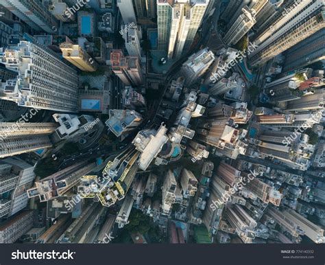 World-Class Building Top View 的图像结果