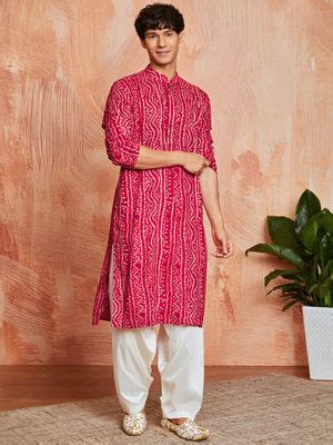 Buy Vastramay Mens Dark Pink Bandhani Printed Kurta with Patiala Salwar ...