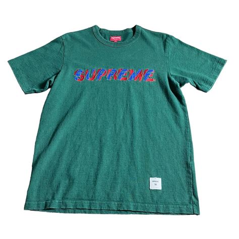 Supreme tee shirt ♻️ABOUT THE ITEM: Supreme... - Depop