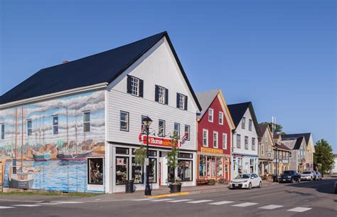 30 of the Most Gorgeous Coastal Towns in Canada | lovemoney.com