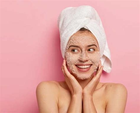 Beauty Expert Tips: Exfoliate Your Skin with Potato Peel Face Scrub ...