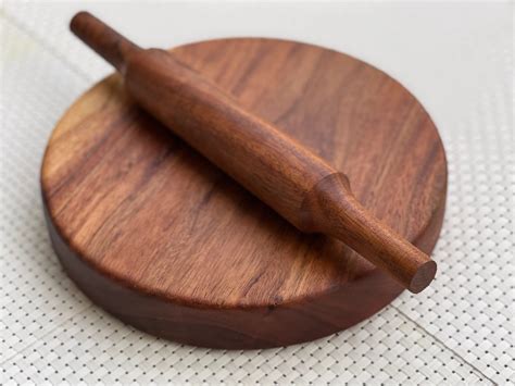 Single Piece Mango Wood Rolling Board with Pin (9.5 inch diameter * 1 ...