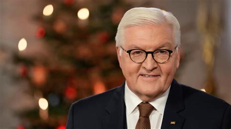Weihnachtsansprache - Steinmeier: "Mut und Miteinander sind in Demokratie gute Ratgeber"