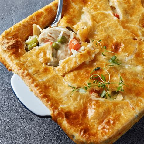 Chicken Pot Pie Casserole Recipe: Easy, Comforting & Delicious