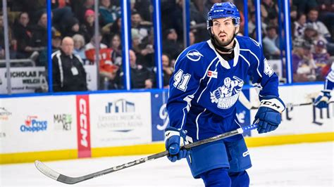 Syracuse Crunch Sign Forward Spencer Kersten to AHL Contract, Loan to ...