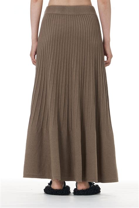 Formal Skirts for Women: Office Wear & Stylish Outfits – Nolabels