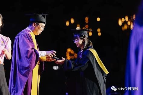 汕头大学举行2022年毕业典礼，逾4300名学生毕业 - 知乎