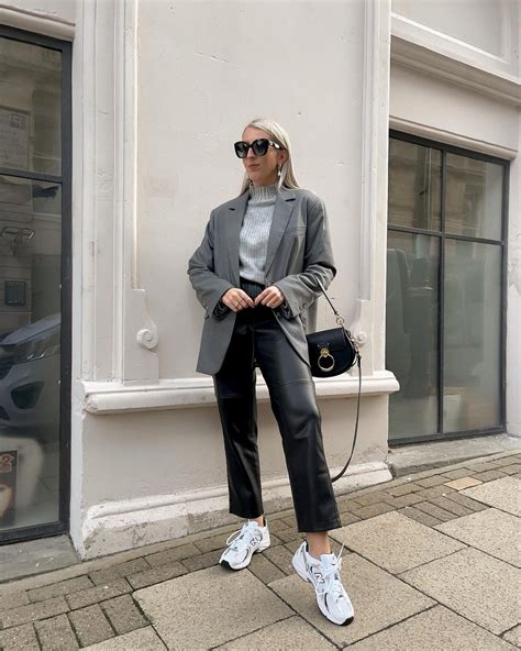 24+ Coolest Casual Grey Blazer Outfit Ideas For Women (2025) - DrExplains