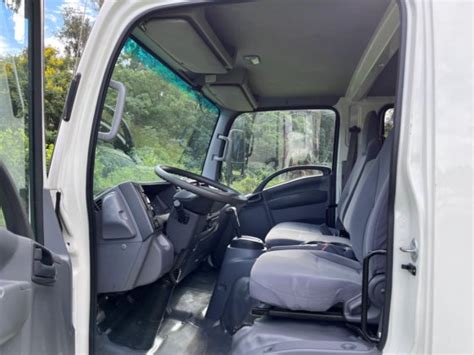 2020 ISUZU NPR CREW CAB 14 FOOT BOX TRUCK in Palatka, FL, USA