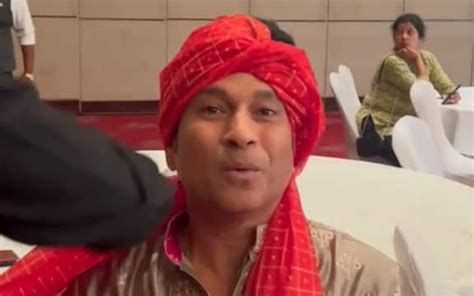 Sachin Tendulkar wear Traditional feta for his brother Nitin Tendulkar ...