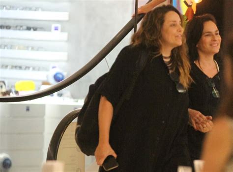 Vaias, revolta e cachê de R$ 396 mil: show de Ana Carolina em Feira de Santana, BA, vira polêmica